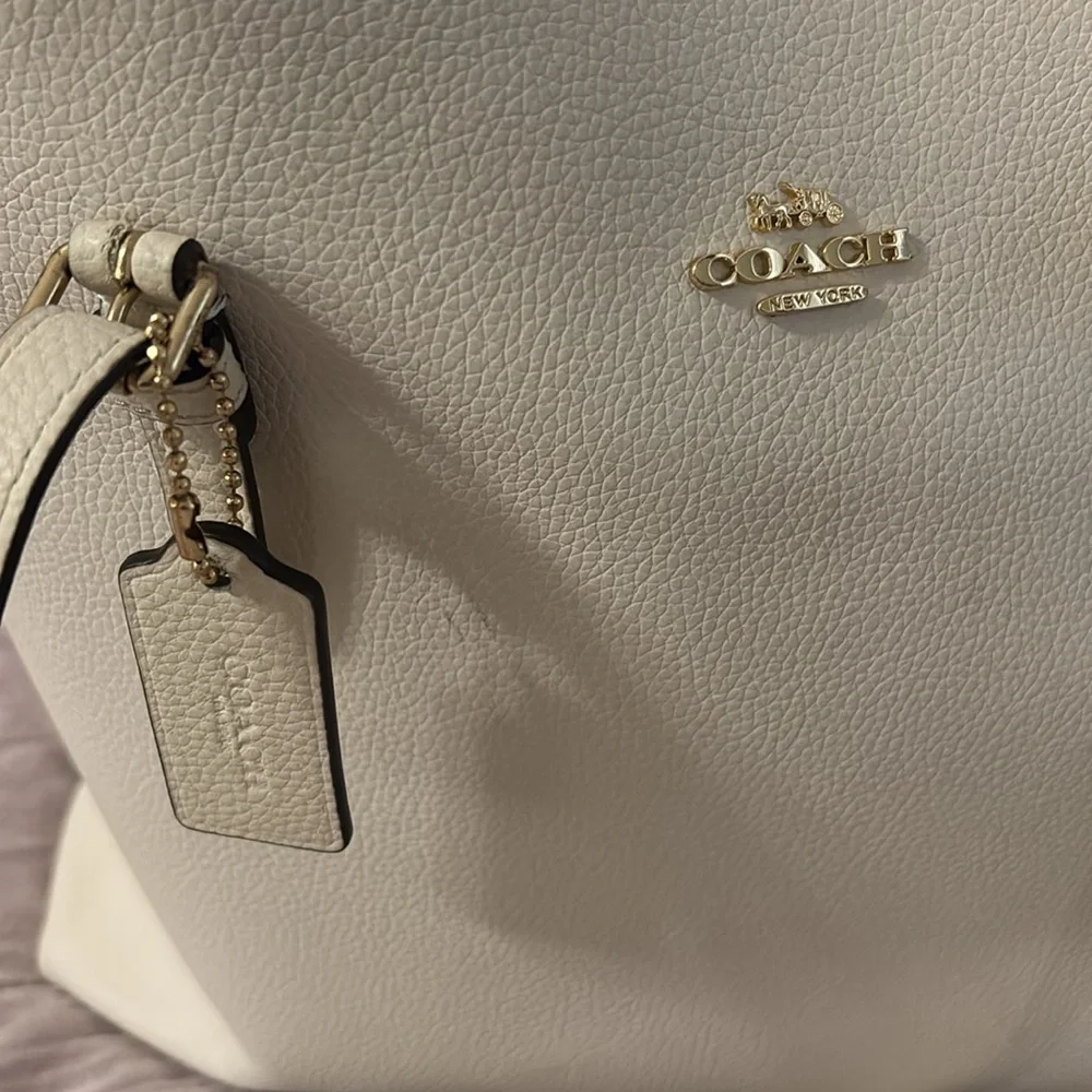 Coach | cream color tote ( purse) - Picture 2 of 10